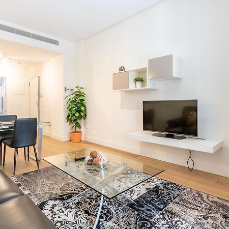 Angeles Santa Cruz Deluxe By Valcambre Apartment เซบีญา ภายนอก รูปภาพ