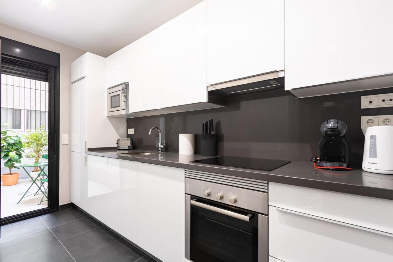 Angeles Santa Cruz Deluxe By Valcambre Apartment เซบีญา ภายนอก รูปภาพ